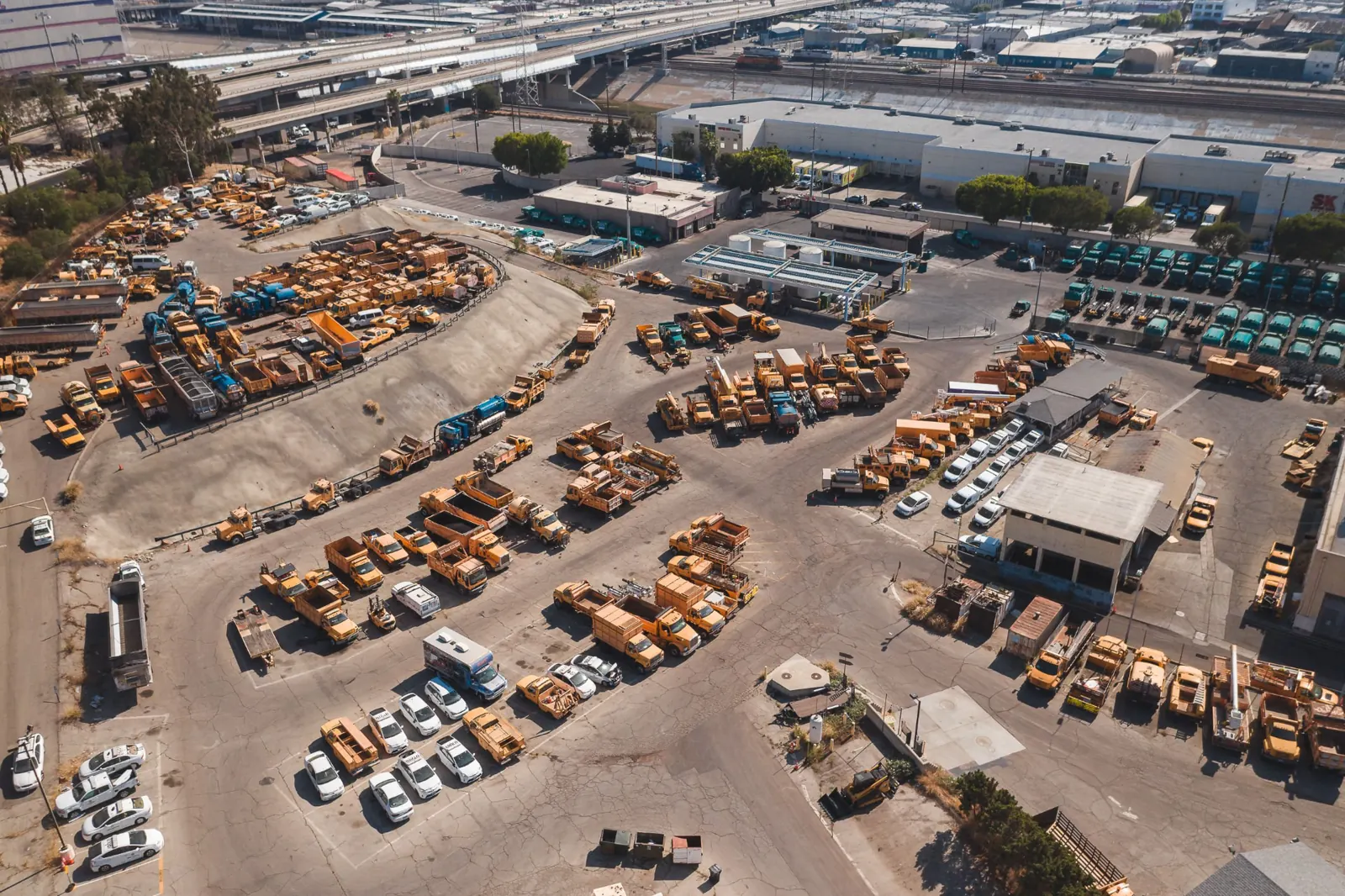 Commercial Fleet Centers team at work